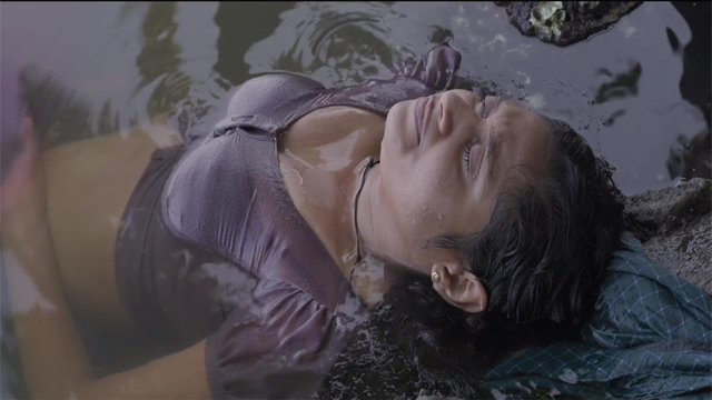 Janaki Sudheer Steamy Erotic Scenes – Holy Wound New Video