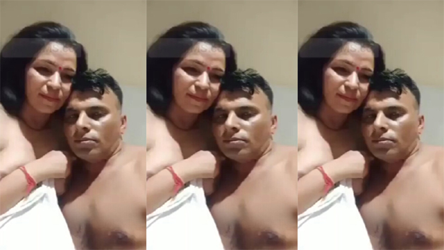 Cheater Aunty Fucking With – Lover In Hotel Viral Mms