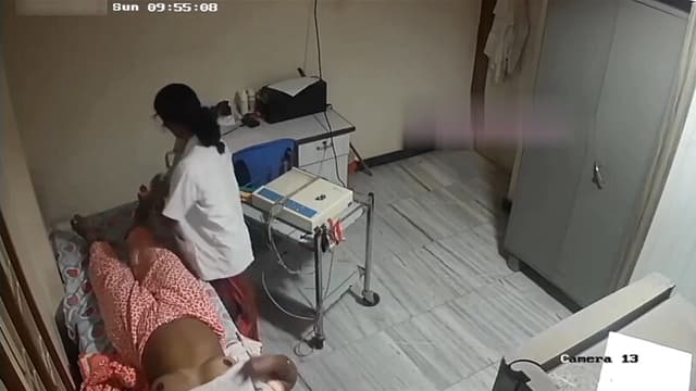Desi Tamil Aunty Nurse Cream On Leg Spy Cam MMS