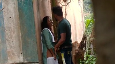 Young College Girl Nude & Outdoor Fucking